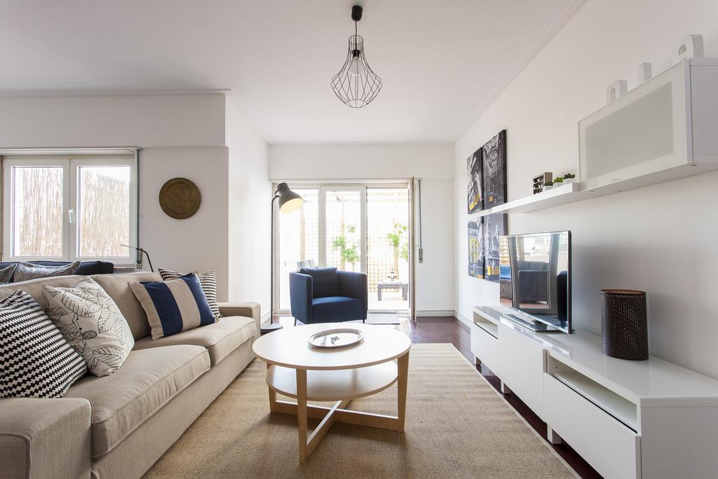 Joivy Superb 1-Bed Apt With Workspace And Terrace, Close To Avenida Da Liberdade Лісабон Екстер'єр фото
