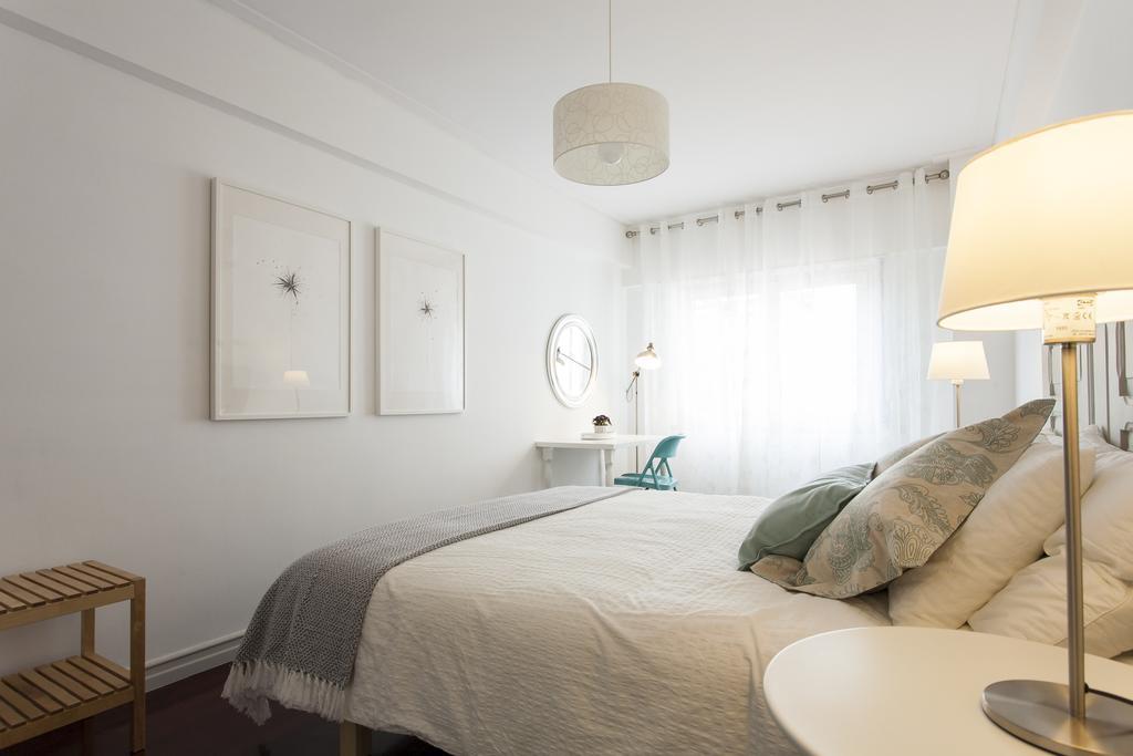 Joivy Superb 1-Bed Apt With Workspace And Terrace, Close To Avenida Da Liberdade Лісабон Екстер'єр фото